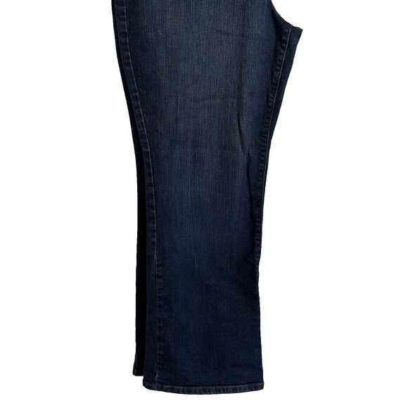 NEW Lands' End Women’s Sz 16W Original Fit Bootleg Jeans (37X30) Stretch Denim - Picture 6 of 15